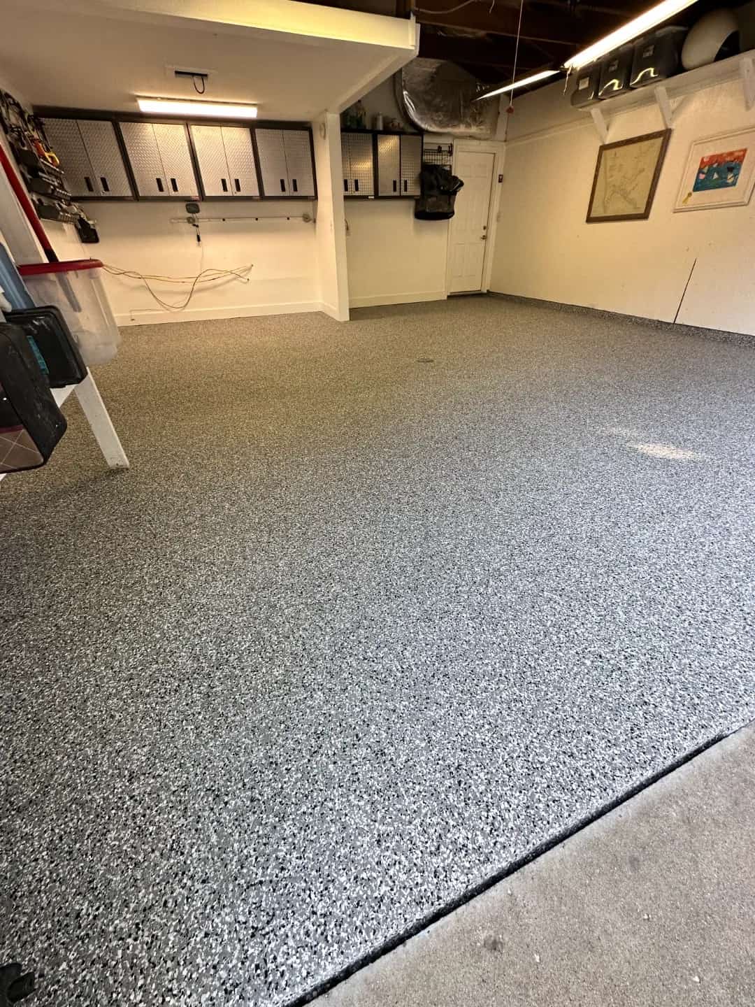 Finished concrete floor with a refined neutral surface