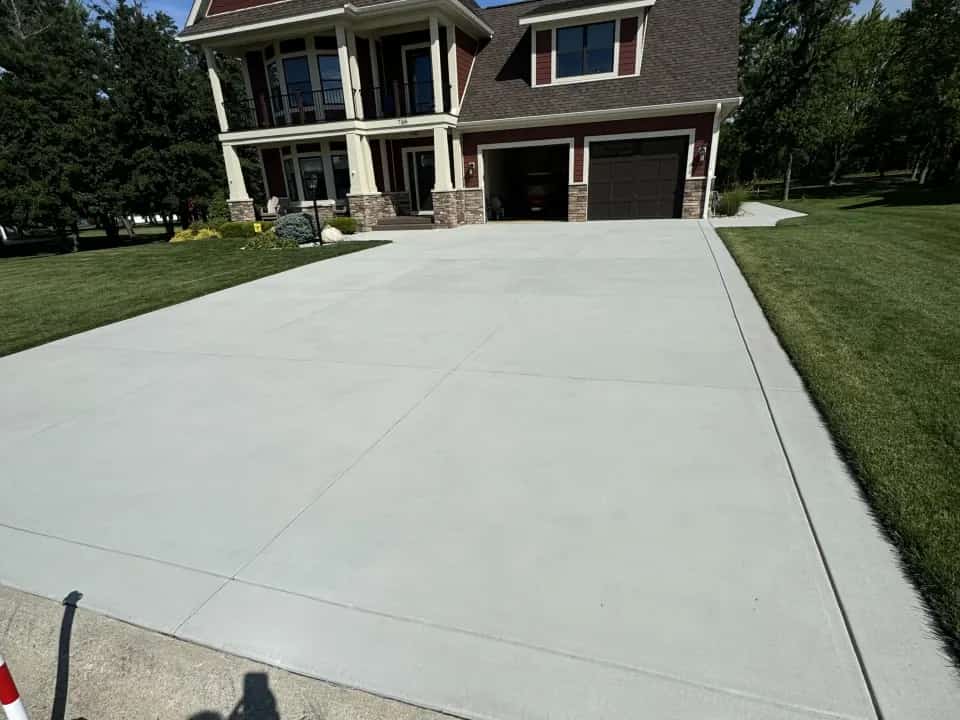 Concrete surface receiving a protective sealing treatment